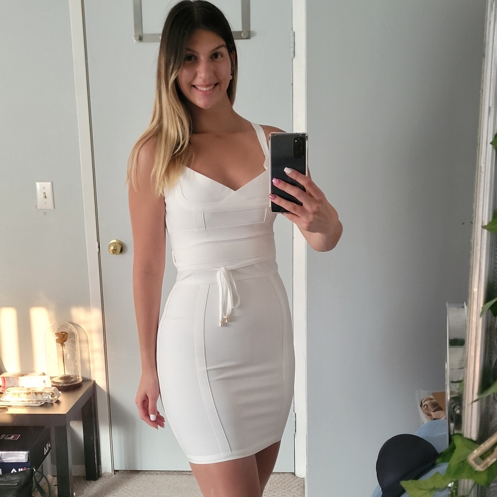 Strapped White Bodycon Dress with Tie Waist